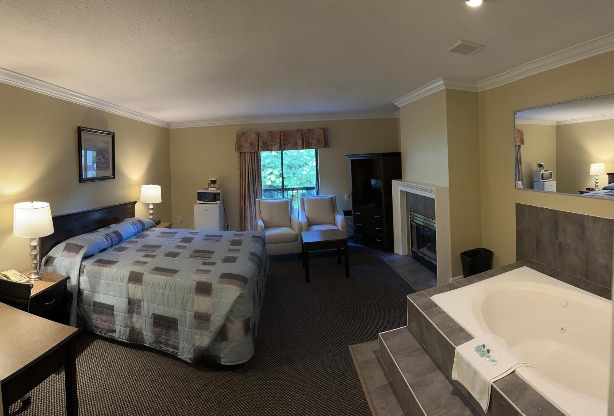 Canadian Inn เซอร์รีย์ ภายนอก รูปภาพ