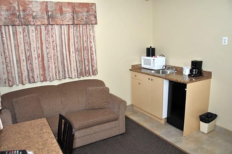Canadian Inn เซอร์รีย์ ภายนอก รูปภาพ